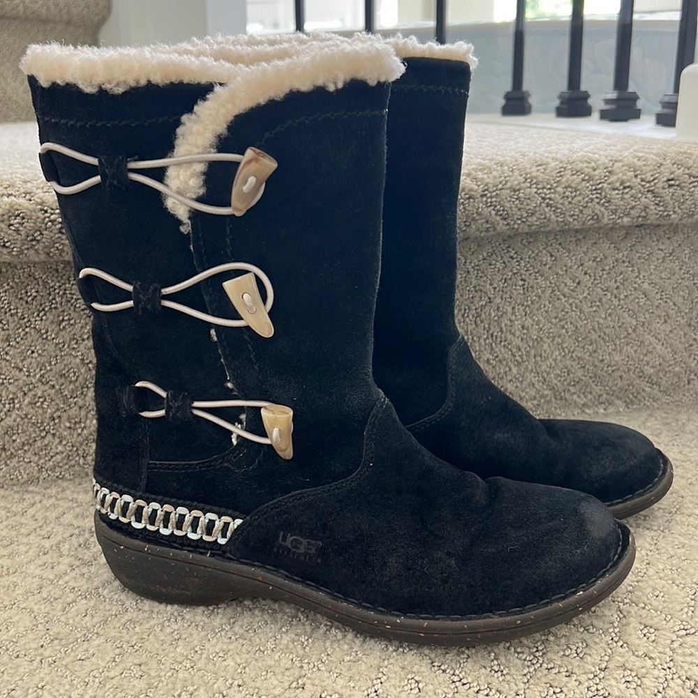 UGG AUSTRALIA 5183 SUEDE LEATHER SHEEPSKIN WINTER BOOTS SIZE 8
